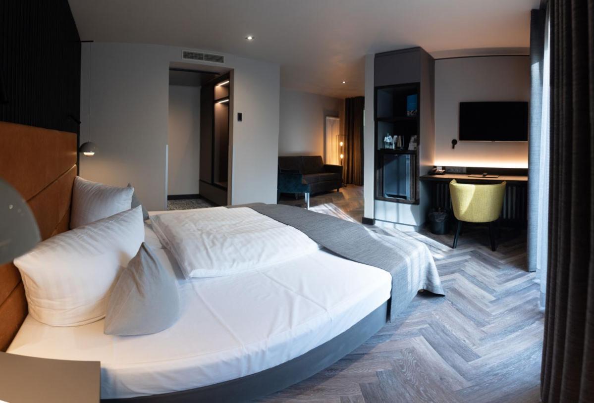 Residenz Hotel Zum Zollhaus Rastede Eksteriør billede