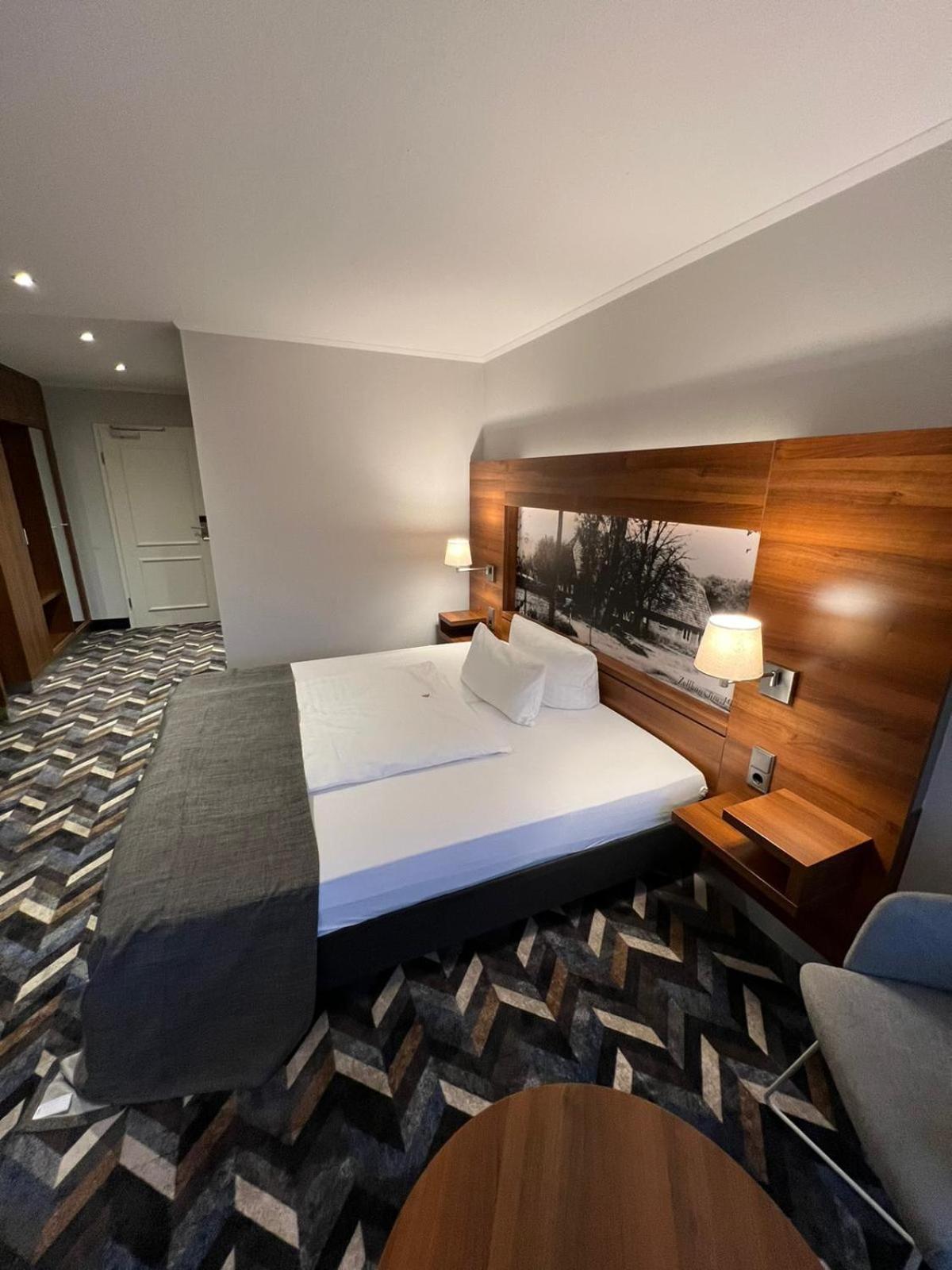 Residenz Hotel Zum Zollhaus Rastede Eksteriør billede